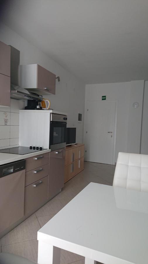 Apartments Matej & Irena Cres Exterior photo