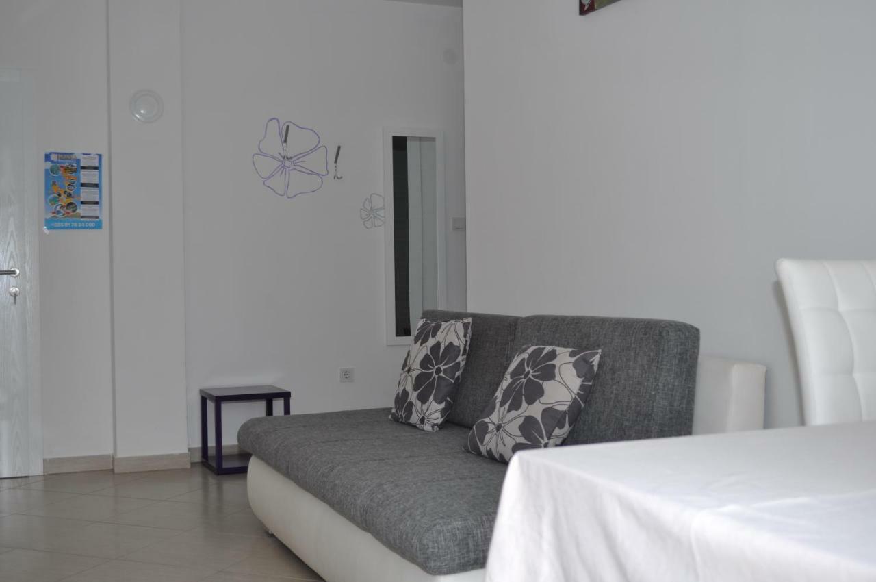 Apartments Matej & Irena Cres Exterior photo